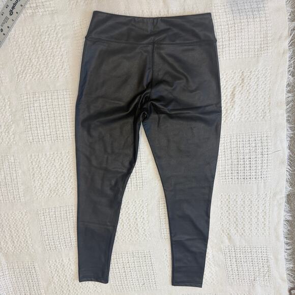 Nordstrom Rack medium high rise faux leather leggings P 2776 - Picture 8 of 10